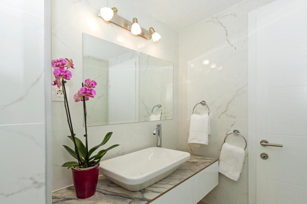 Ines Apartments Ohrid Ngoại thất bức ảnh